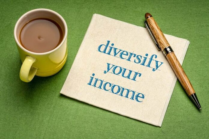 Author Rebecca Hamilton Discusses The Top 5 Ways to Diversify Income Streams for Your Books